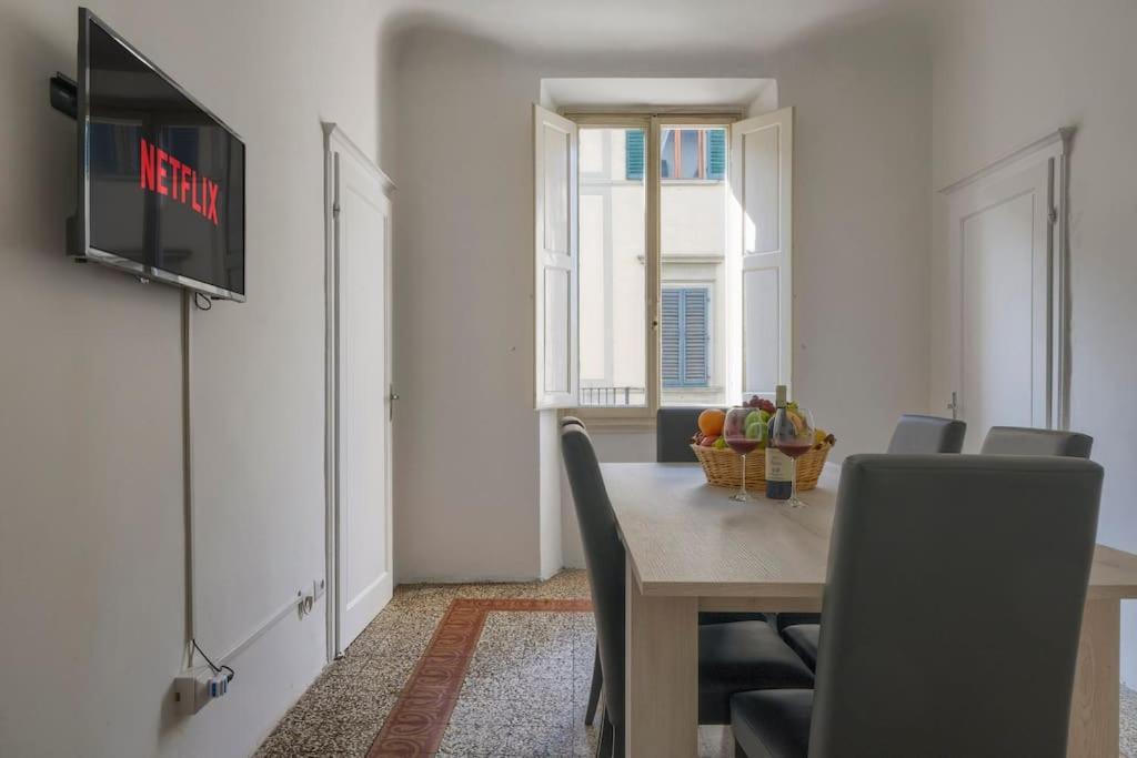 Appartamento Nel Cuore Di Firenze + Wifi+Aria Condizionata +Netflix Ngoại thất bức ảnh